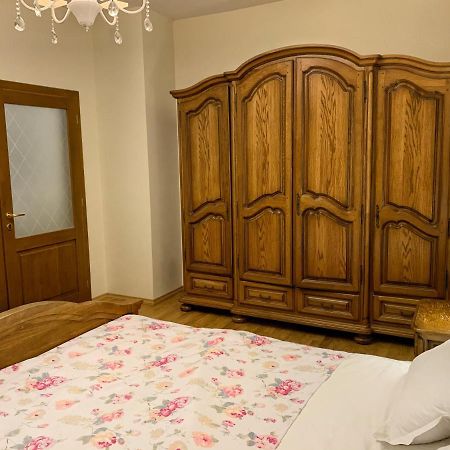Апартаменти У Серці Львова Esterno foto