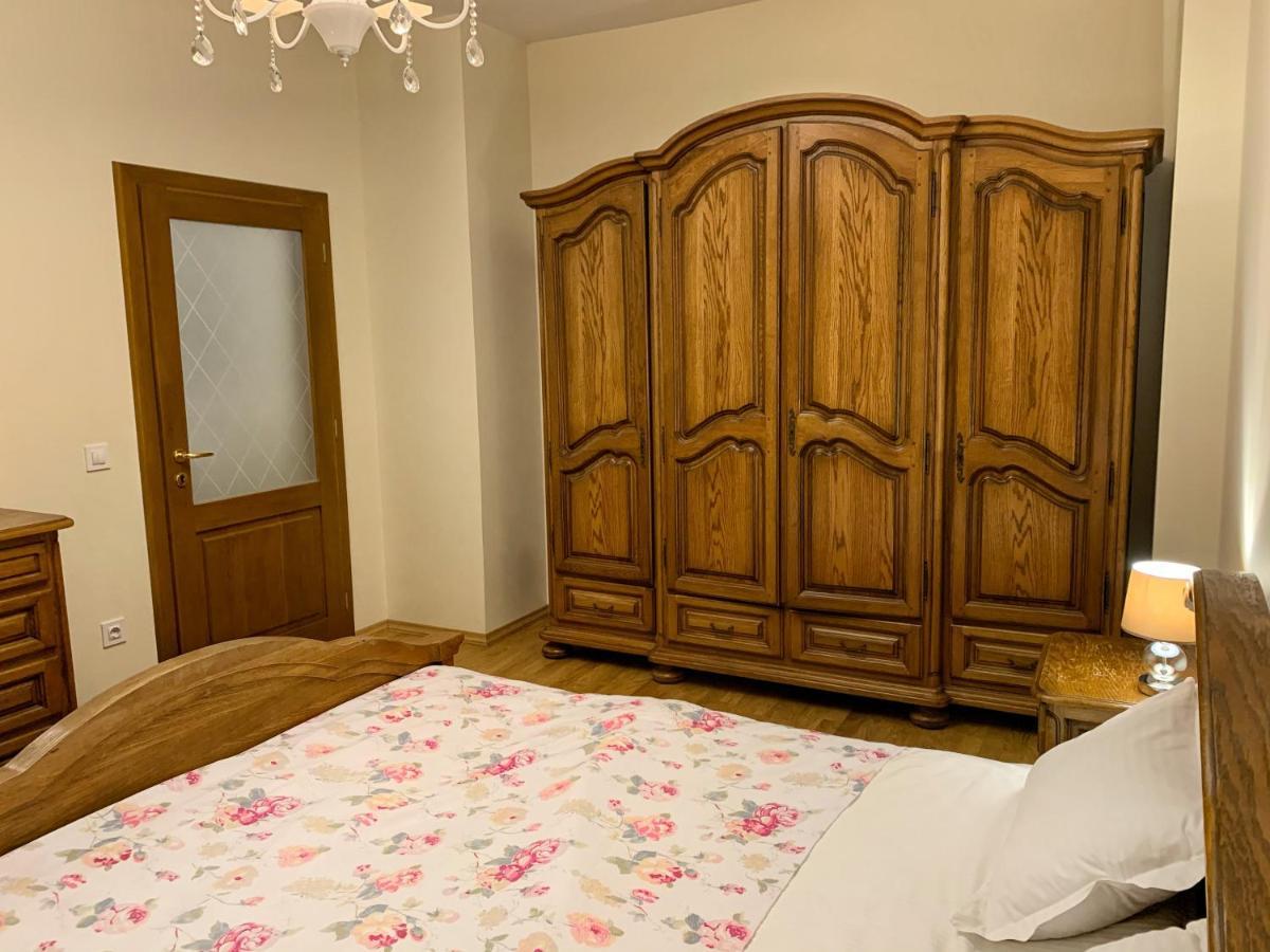 Апартаменти У Серці Львова Esterno foto
